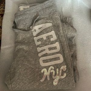 Aeropostale gray sweatpants like new 00